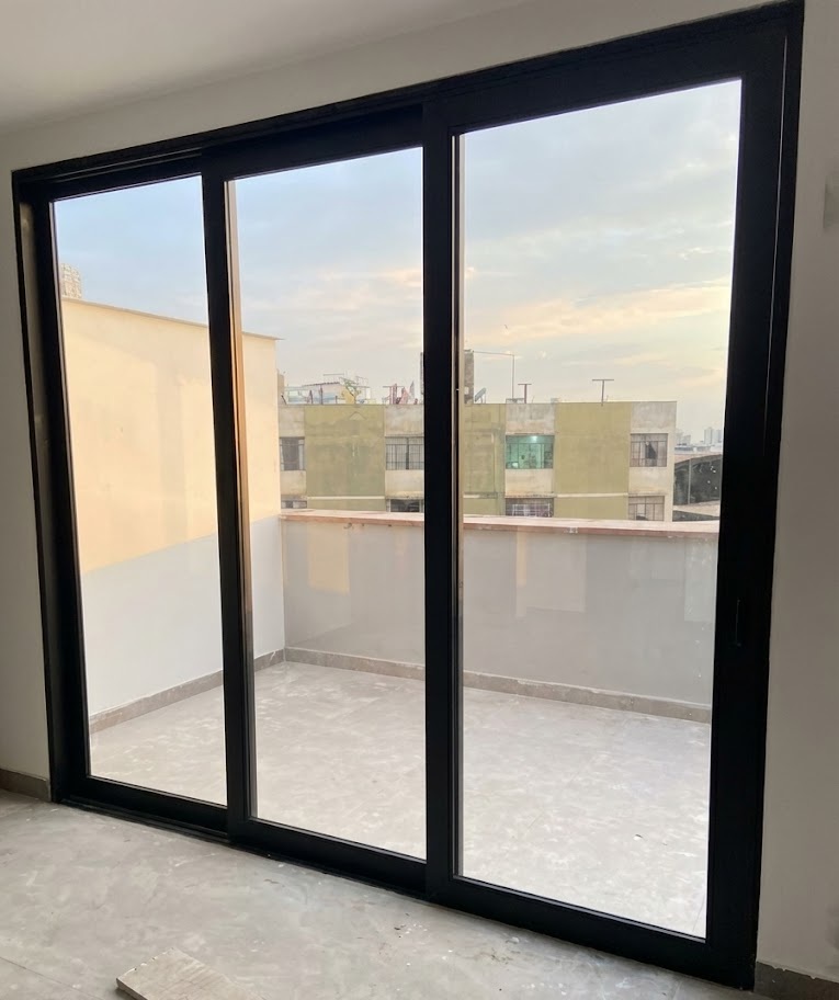 Mampara Corrediza de 3 Hojas