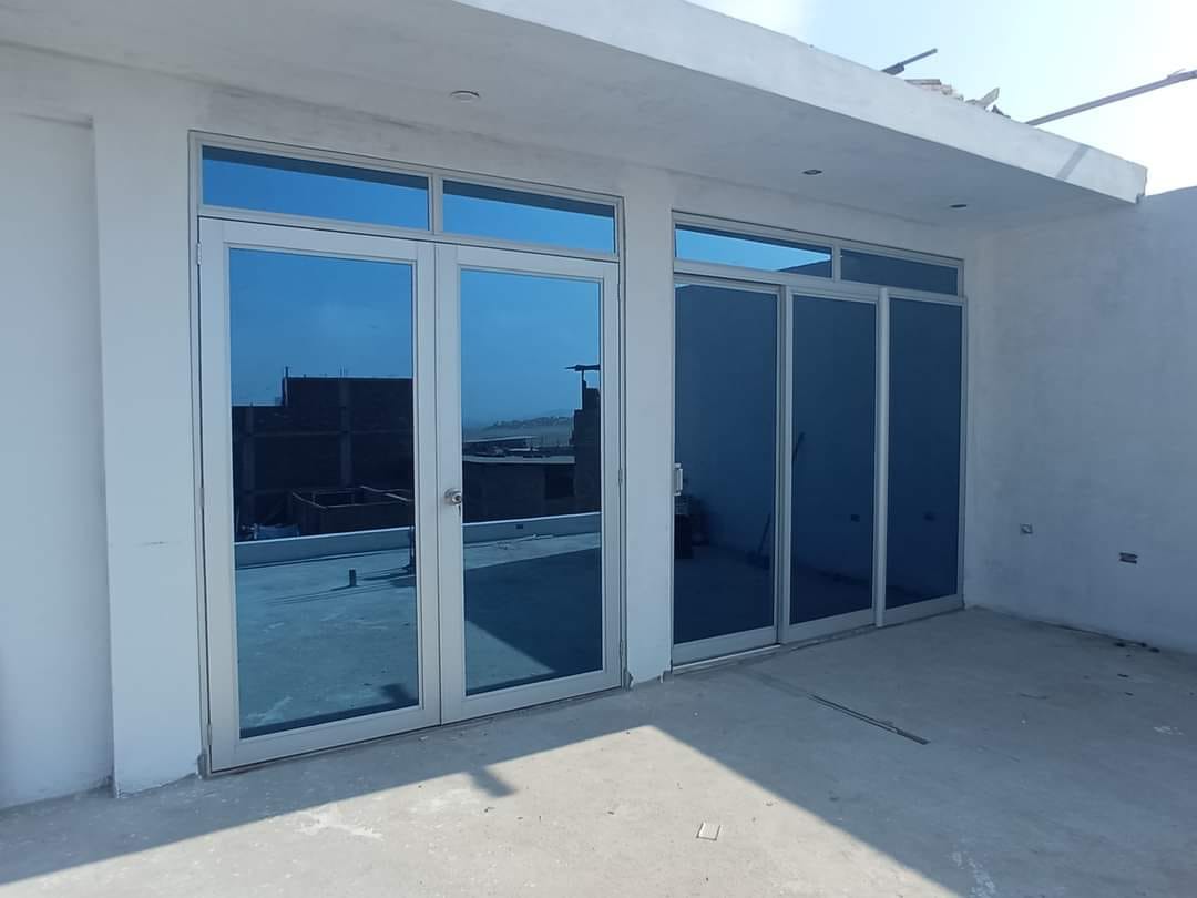 Acabados en Vidrio y Aluminio